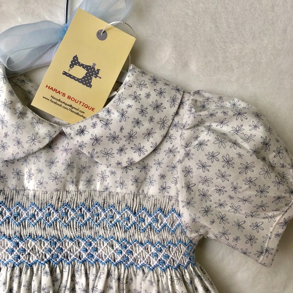 Hand smocked dress - Picture 2 of 2